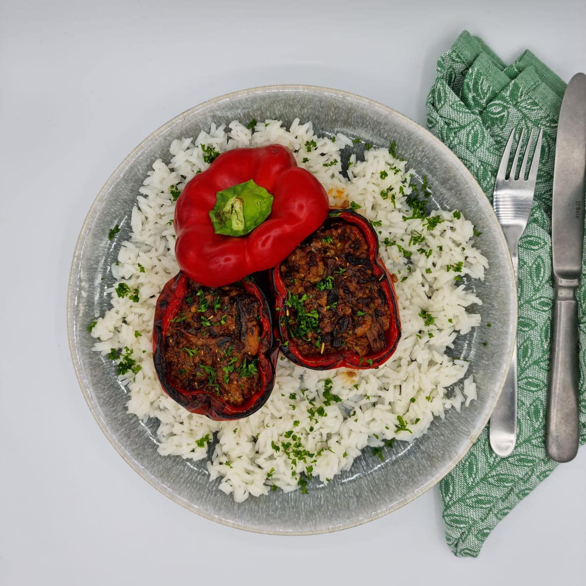 poivrons-farcis-à-la-viande-hachée-et-au-fromage-frais