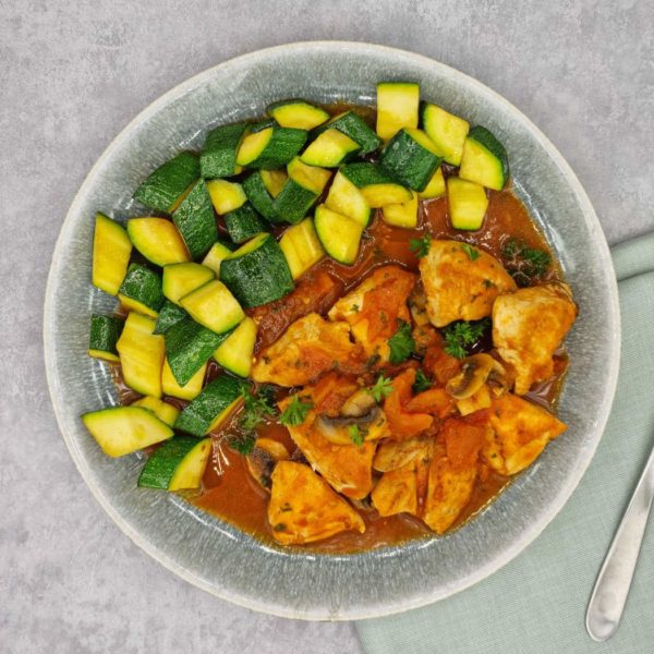 Poulet célestine et courgettes sautées à l’ail