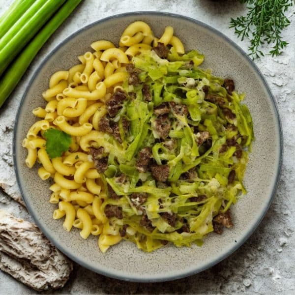 Potée Lucernoise de poireaux, viande hachée de boeuf et fromage frais