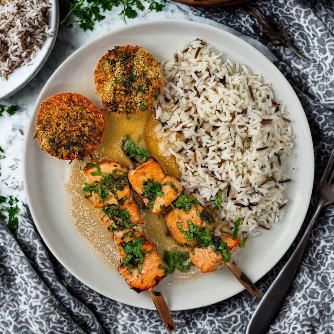 Saumon au lait de coco et citron vert, riz sauvage et tomates à la provençale
