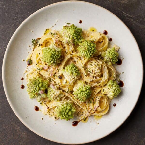 Choux romanesco façon carbonara – Sans lardons