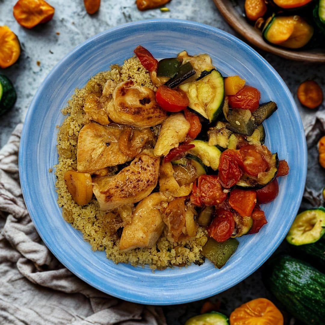 Tajine de poulet aux abricots et Taboulé aux légumes grillées
